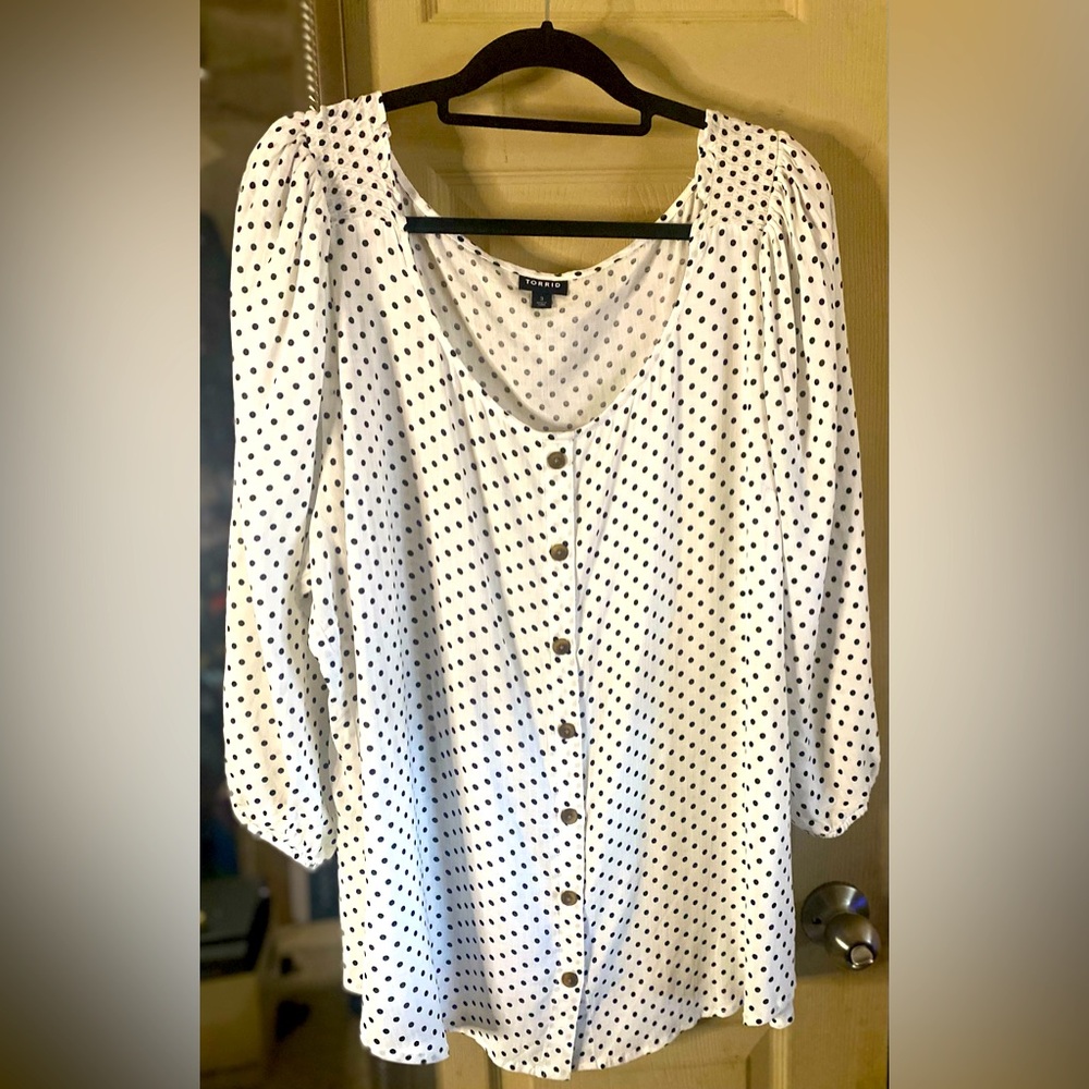 Torrid size 3x, wide neck, work blouse, white w/black polka dots.